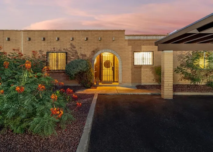 Holiday home Pool, 2 Bedroom 2 Ba, Patio, Near Jw Marriott *