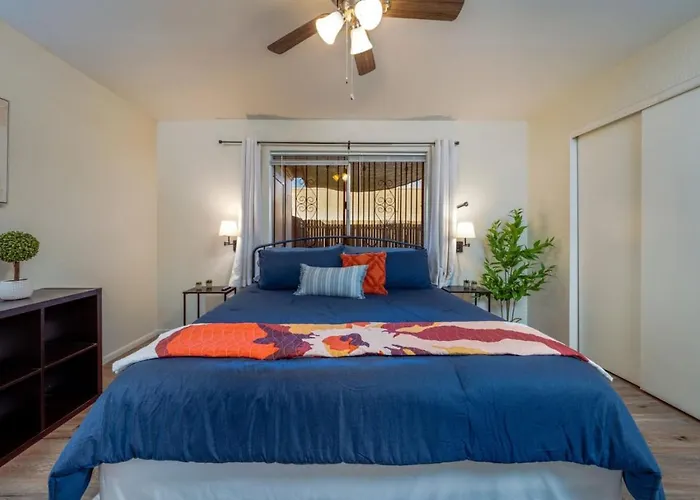 Pool, 2 Bedroom 2 Ba, Patio, Near Jw Marriott *