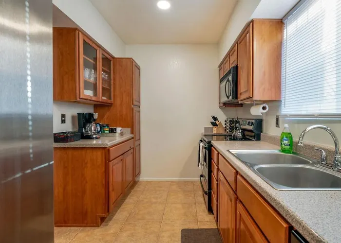 Pool, 2 Bedroom 2 Ba, Patio, Near Jw Marriott Holiday home Tucson